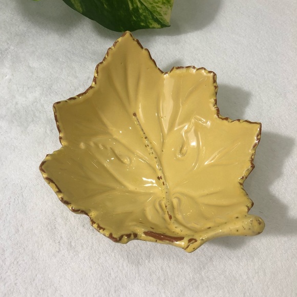 Ceramiche Virginia Other - 3/$25 Vintage Yellow Ceramic Leaf Dish Fall Decor